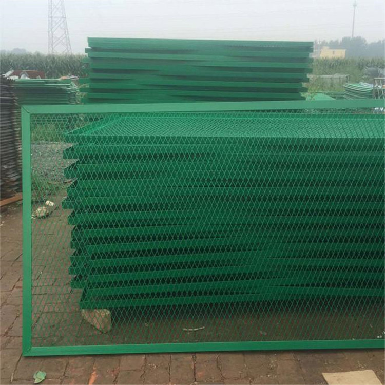 橋梁防拋網(wǎng)案例展示圖片2 橋梁防拋網(wǎng)案例展示圖片2